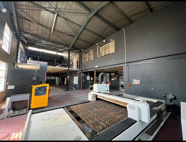 1,500M² FACTORY FOR SALE IN KYA SANDS